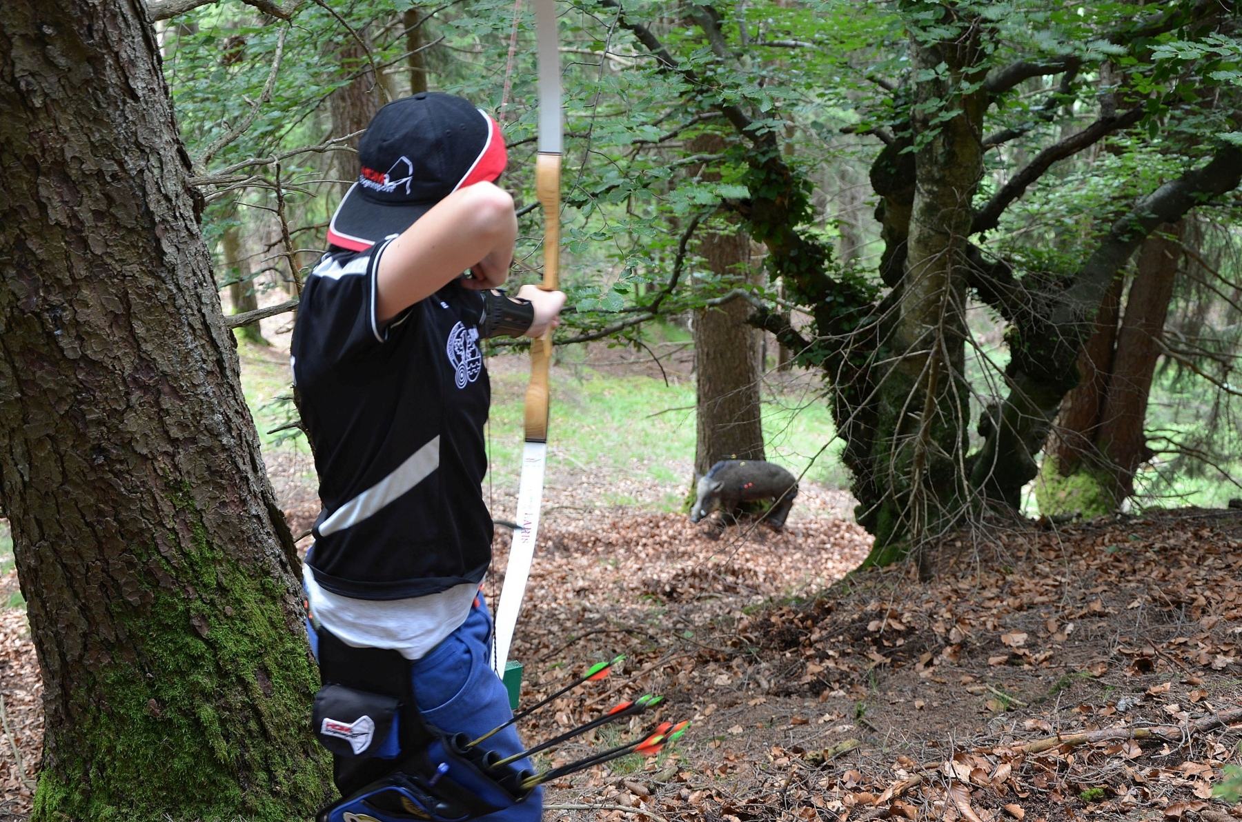 Bogenschütze Junge im BSV Leithen Wald